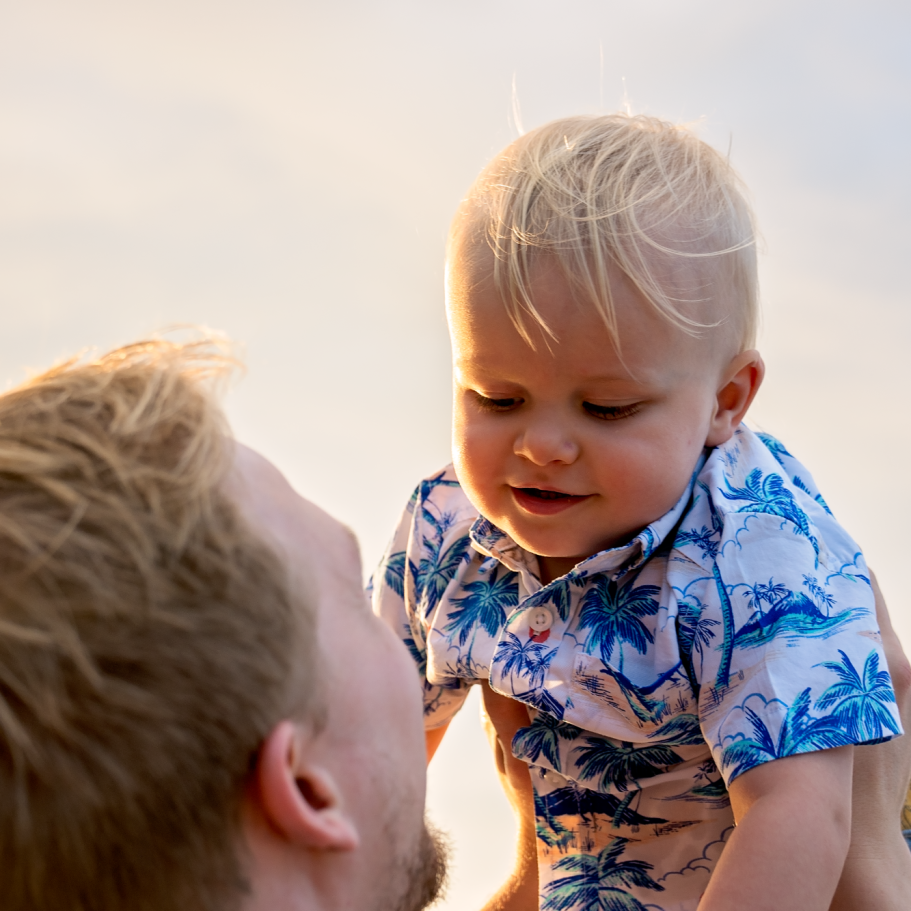 Big Island family photographer during sunset in Kona, Hawaii
